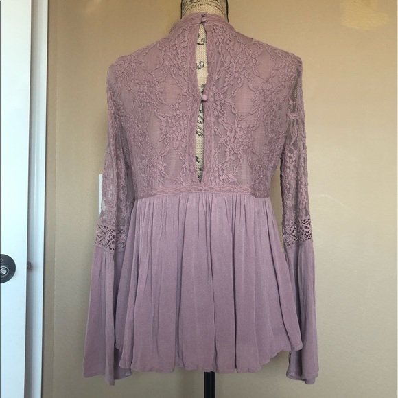 Brand new American Eagle laced flowy blouse - Picture 2 of 7